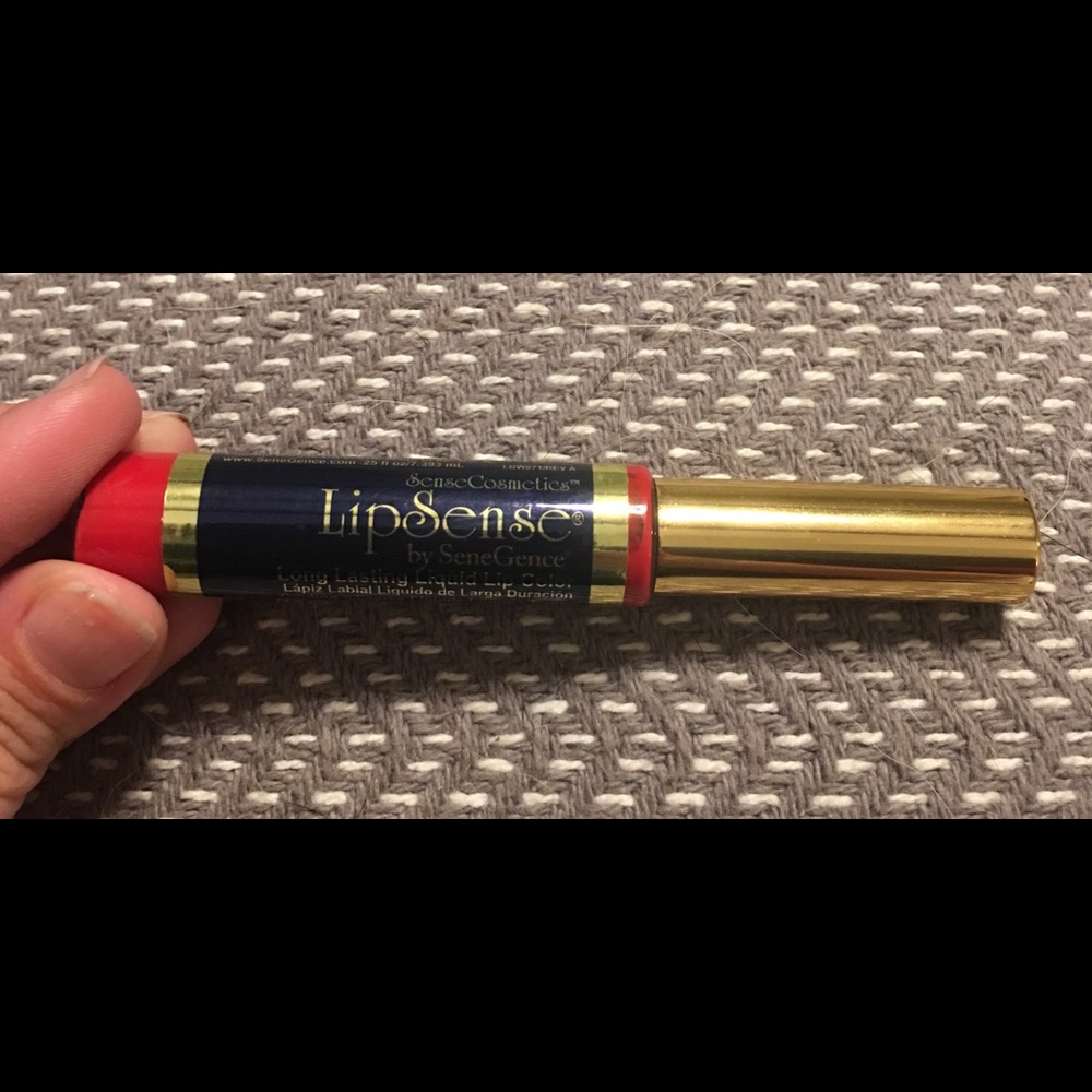 LipSense Blu Red Lipstick